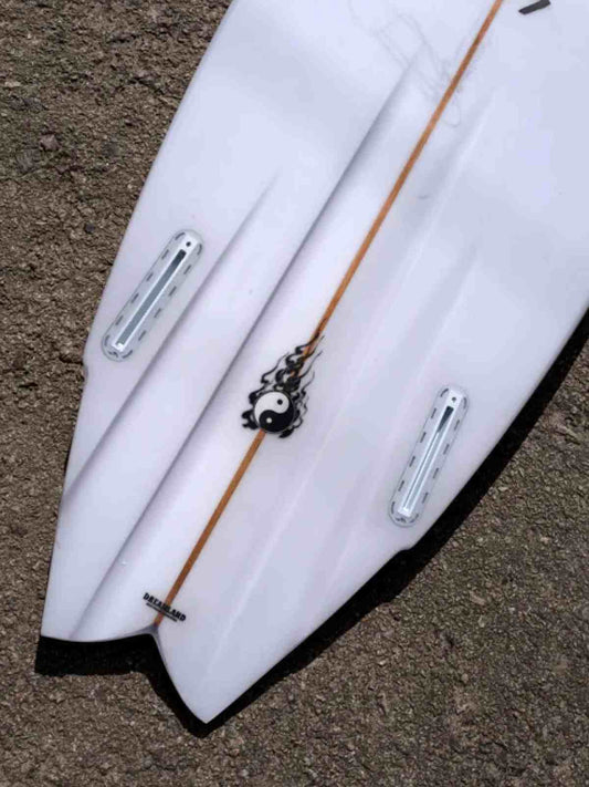 BOS Grim Ripper Surfboard 5ft 10 Futures - White